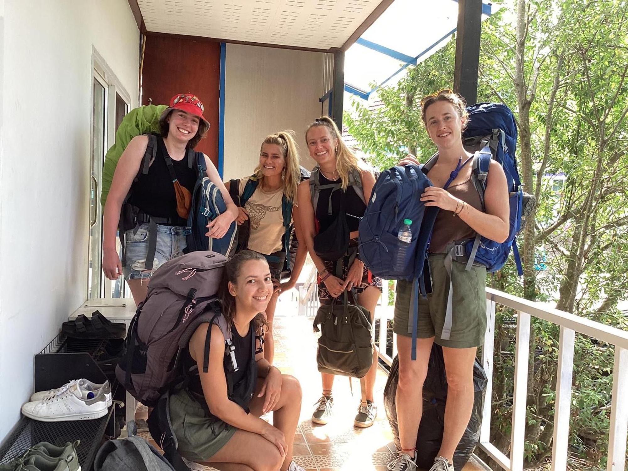Sweed Dee Seaview Hostel Phi Phi Islands Esterno foto