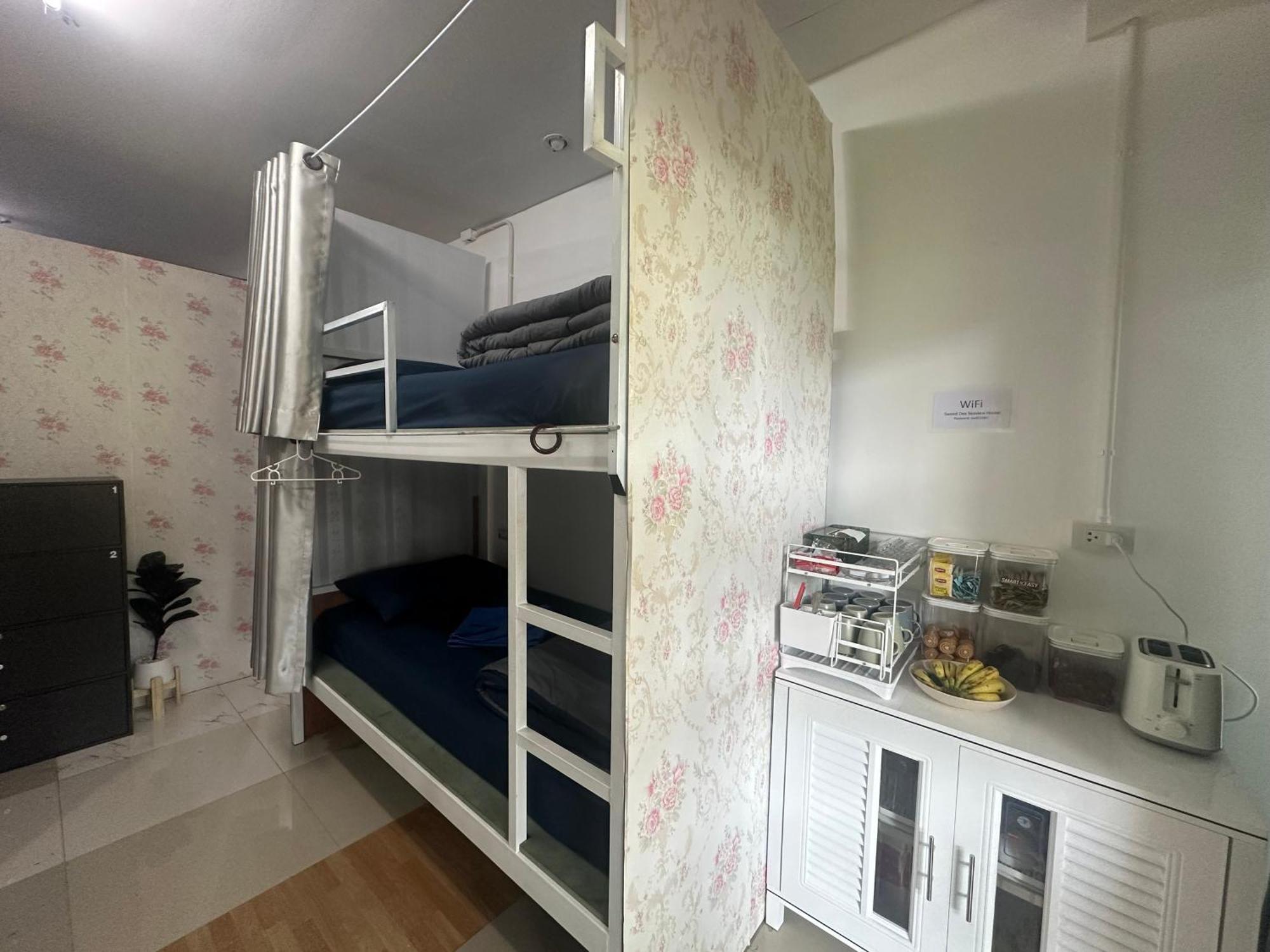 Sweed Dee Seaview Hostel Phi Phi Islands Esterno foto